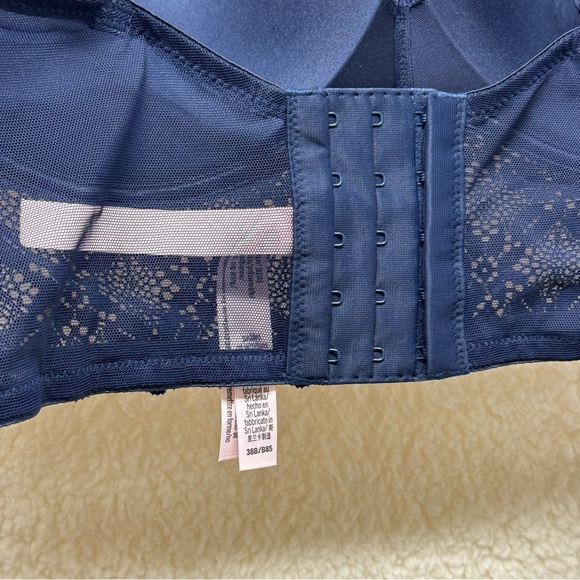 38B - VICTORIA'S SECRET - Push-Up Wireless Lace Bra Top Navy Blue LIKE NEW - Picture 6 of 11